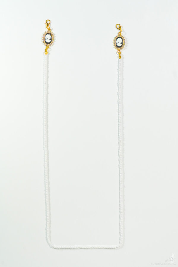 Chain Cameo (1)